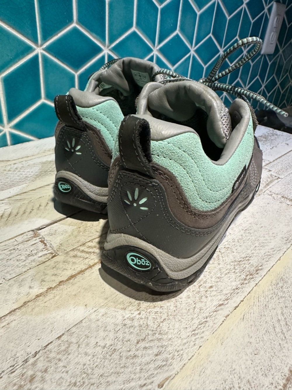 Oboz Shoes Womens Size 8 Gray Sapphire Low B-Dry Hiking Leather Outdoor Lace Up - Picture 3 of 13